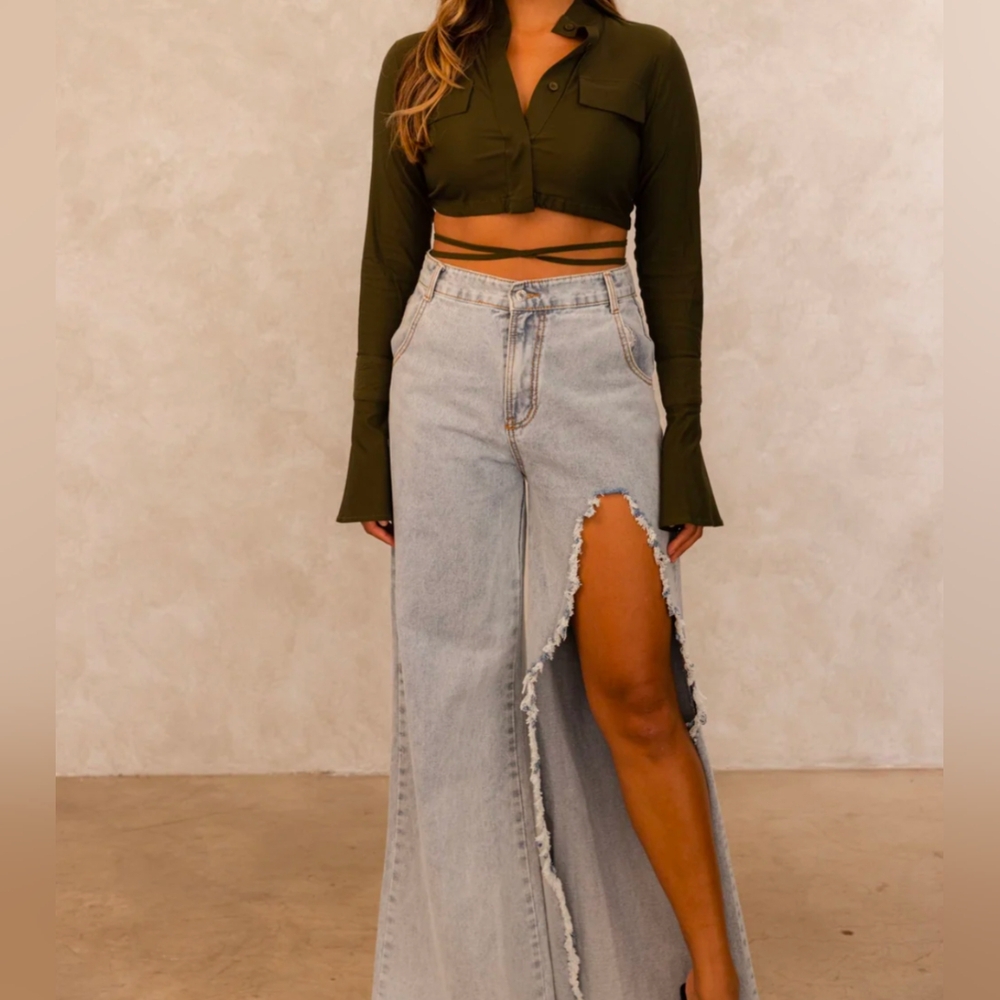 ELILÉ Women's Wide Leg Beulah High Rise Long Ripped Jeans Size S